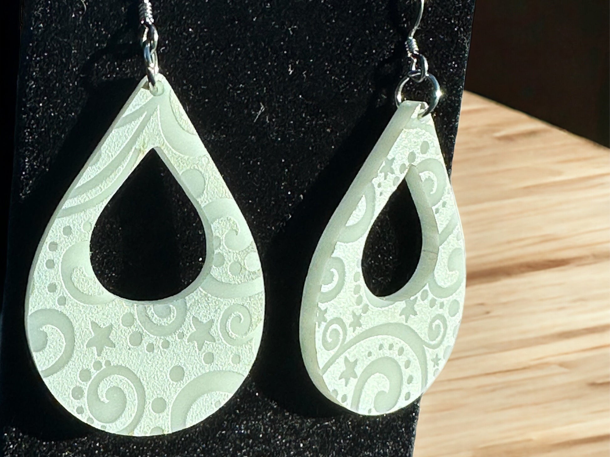 White Swirl Tear Drop Earrings Hypoallergenic Stainless Steel hook, Lightweight Acrylic